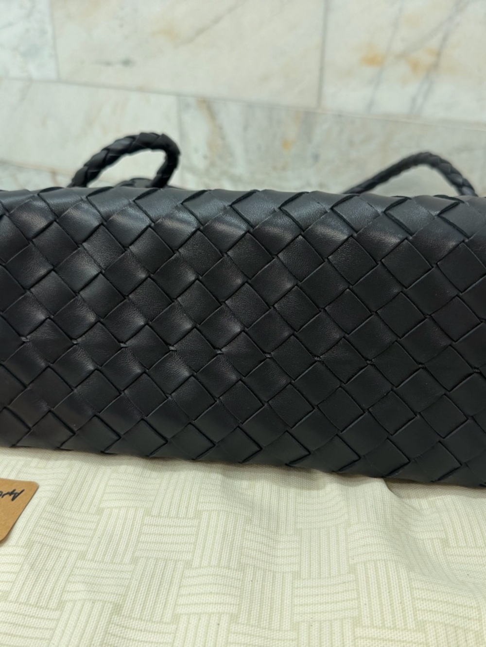 Bottega Veneta Andiamo in color Navy small like new w receipt - Picture 9 of 11
